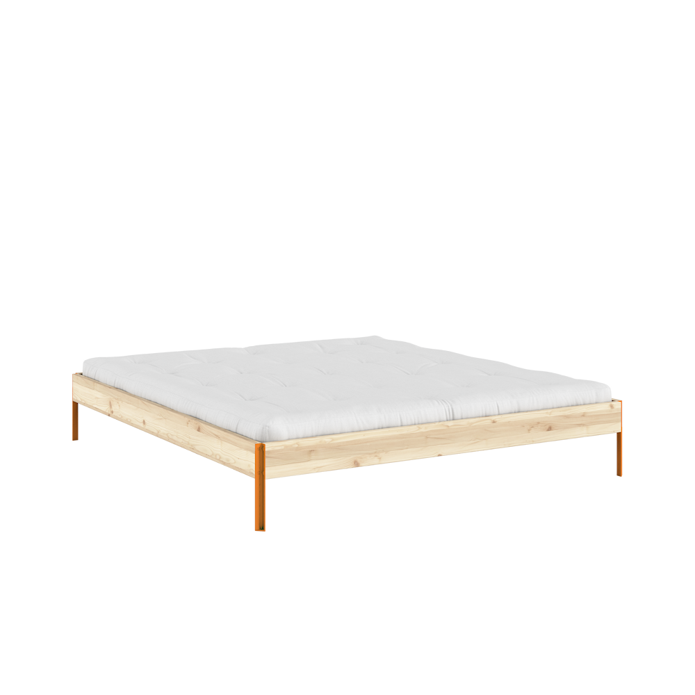 KARUP Dřevěná postel CORE 180x200 cm přírodní oranžové nohy